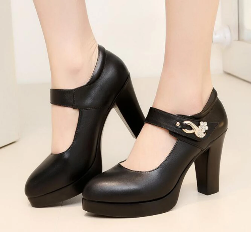 Plate Mince Haute Spectacle Femmes Défilé Magnifique Unique silver Talons Chaussures De Un Étanche Premier Black white Bouton Élégant forme Cheongsam Modèle Yf4Tfq5