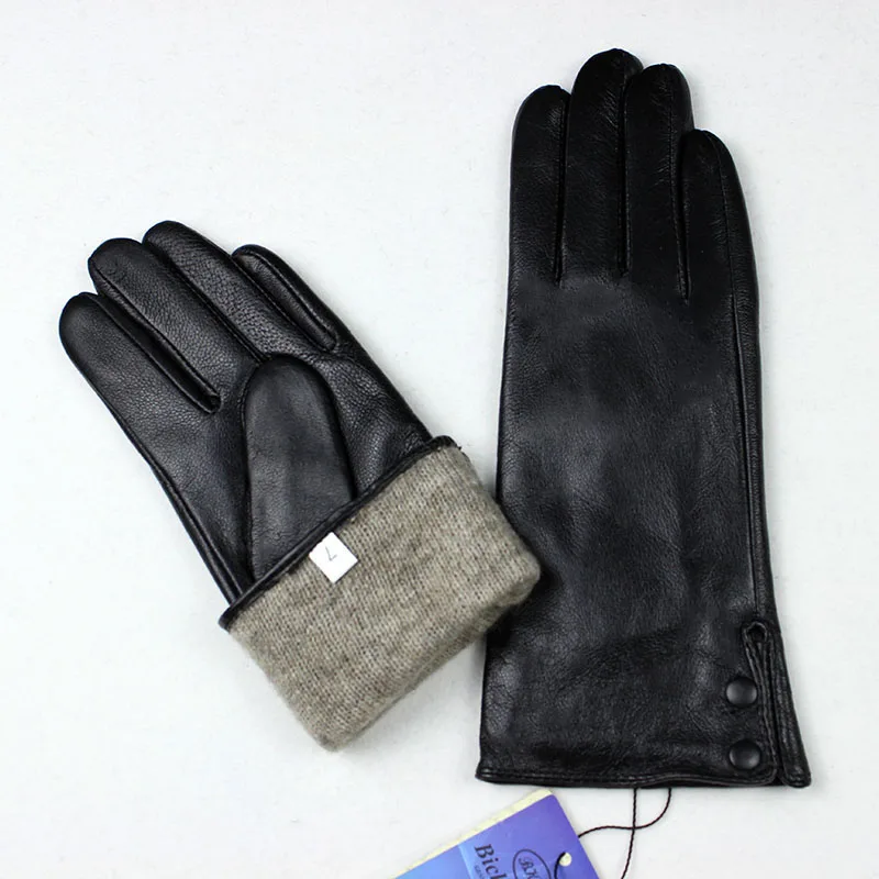 Женские кожаные перчатки с металлической пуговицей, стильные, новинка, шерстяная подкладка, сезон весна-осень, теплые перчатки для вождения
