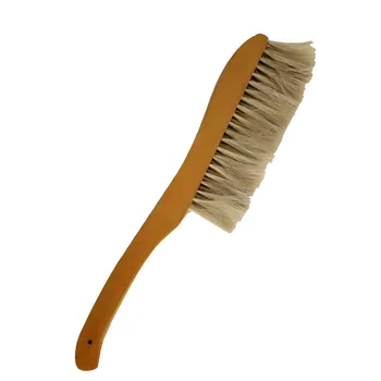 

1PCS Beekeeping Broom Sweeping Bees Wooden Handle Soft Hair Bushy Fur Beekeeping Tools