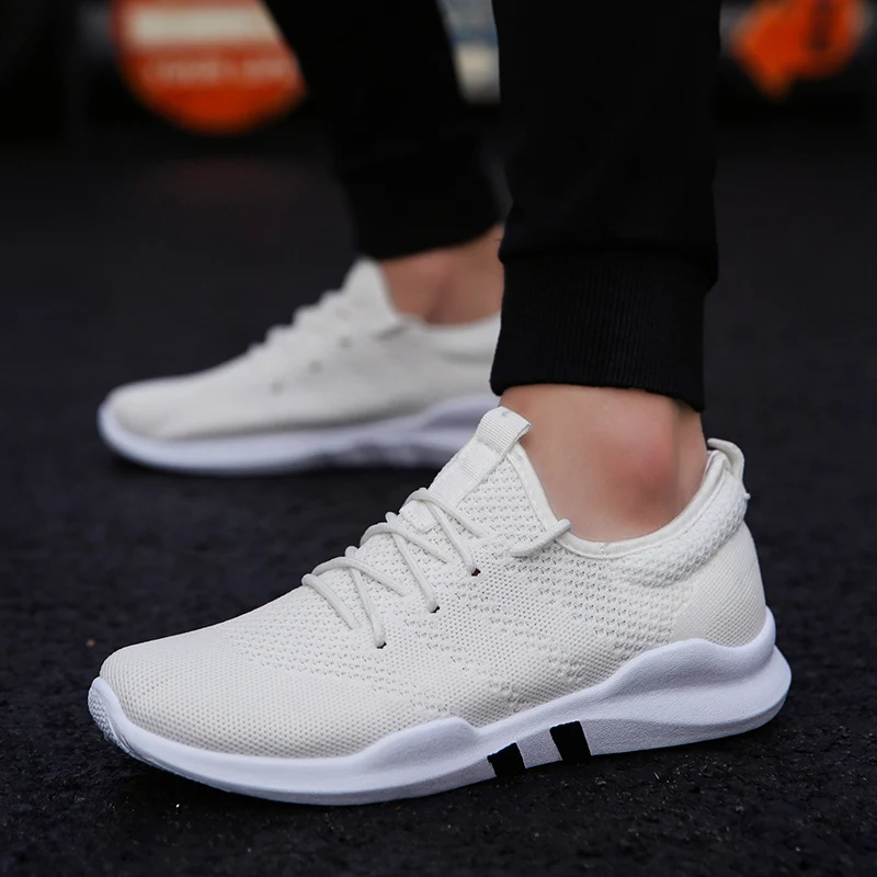 2019 Spring summer Men's mesh Fly Knit Casual Sneakers running Man New Fashion Light Breathable Comfortable lace up Shoes 2019 Spring summer Men's mesh Fly Knit Casual Sneakers running Man New Fashion Light Breathable Comfortable lace up Shoes