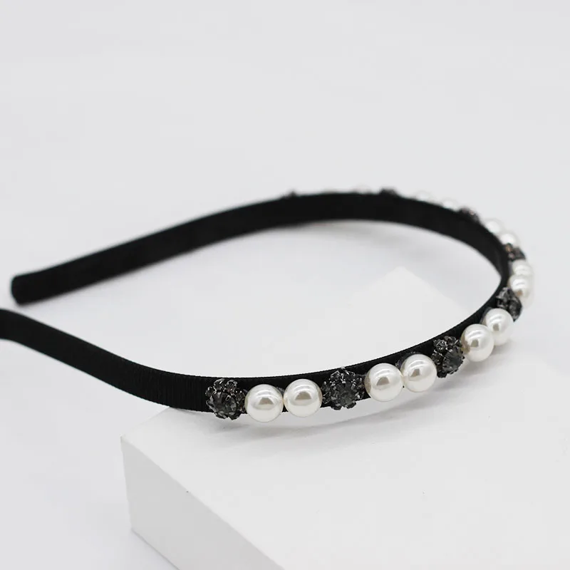 Baroque simple small particle geometry rhinestone pearl dance street shooting leisure travel headband 952