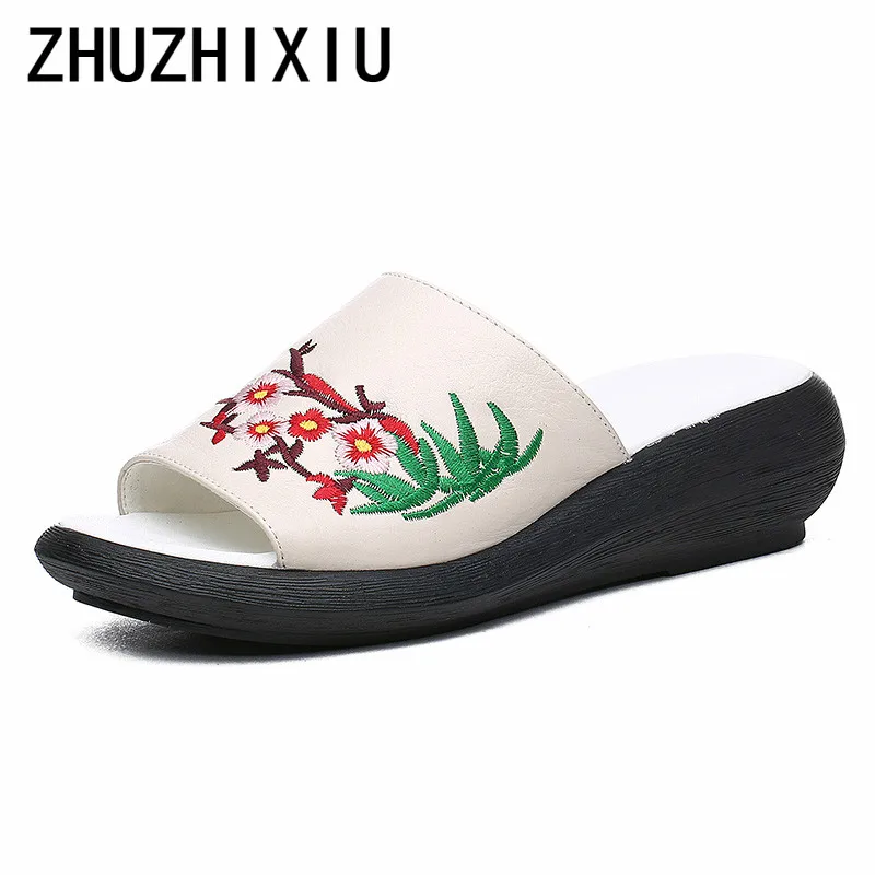 

ZUZHIXIU-Hot selling,2019 summer new national style, genuine leather embroidered, thick bottomed cowhide lady leather slippers