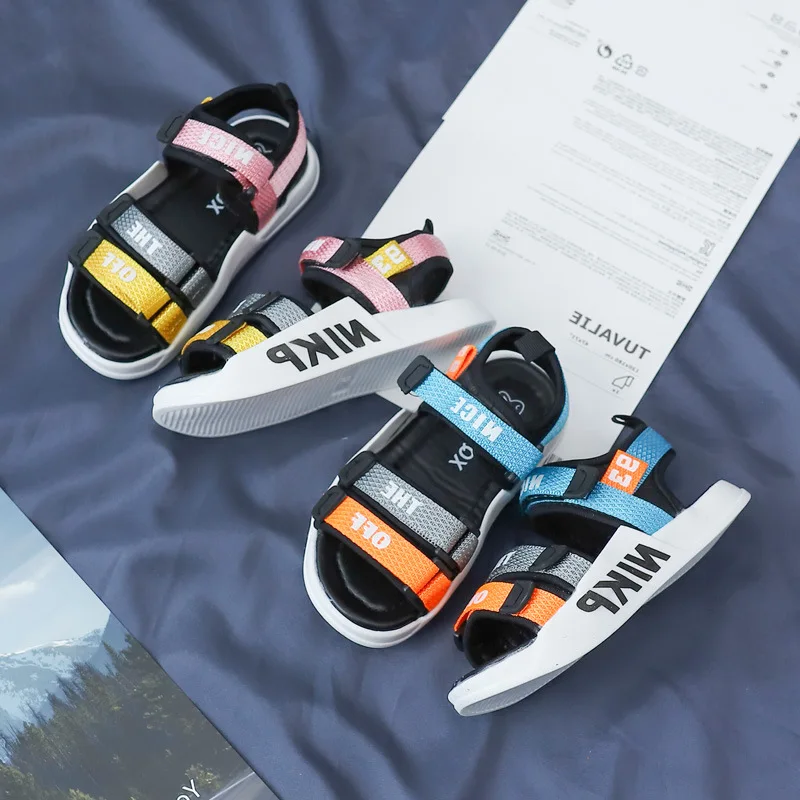 جديد الصيف صنادل أطفال للأطفال أحذية الفتيان الفتيات الصنادل طفل الفتيات أحذية صنادل للأطفال مدرسة تنفس حجم 21-30