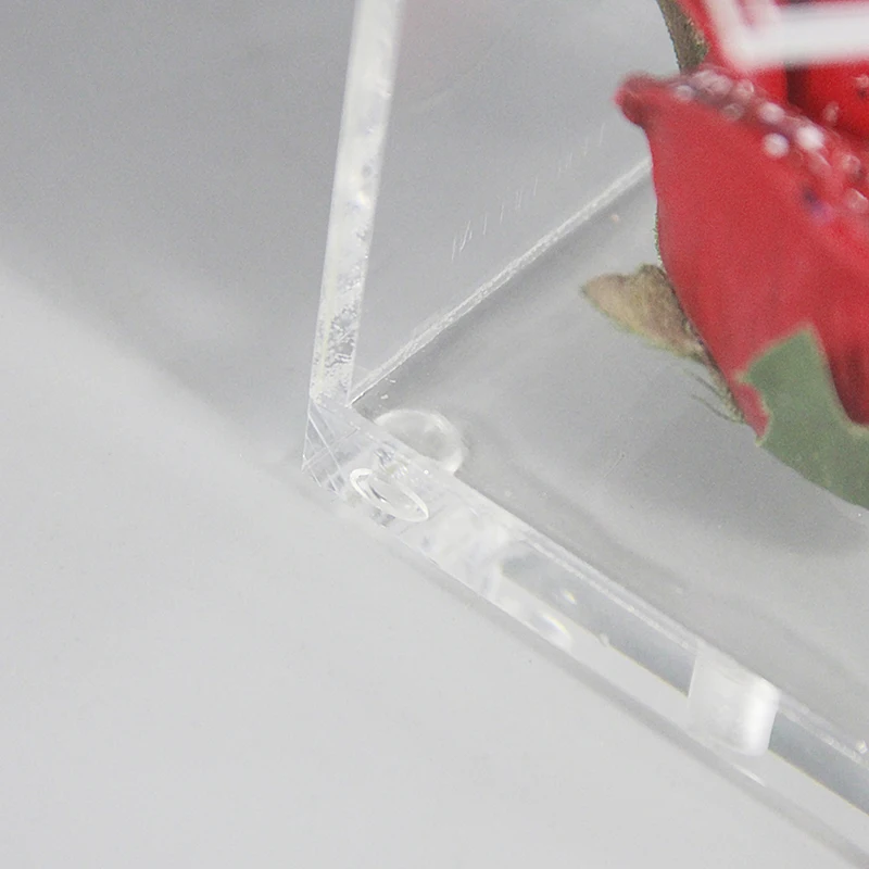 clear-cube-acrylic-single-rose-flower-gift (5)