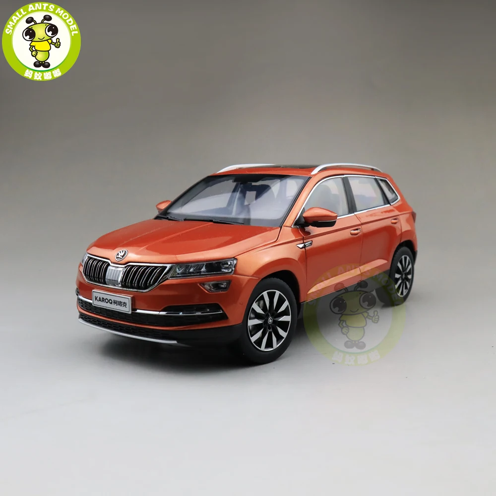 

1/18 Skoda KAROQ SUV Diecast Metal SUV CAR MODEL Toys boy girl gift hobby collection Orange
