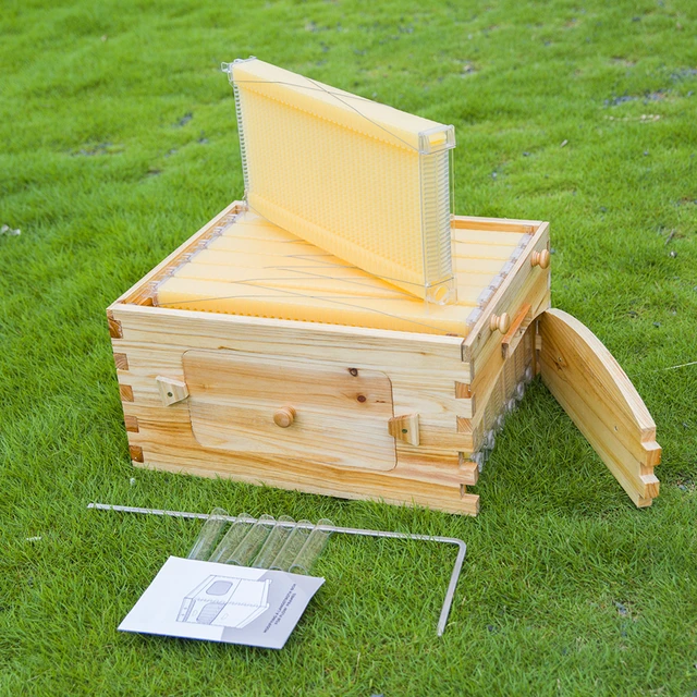 honey flow super hive box include one super box and 7pcs plastic