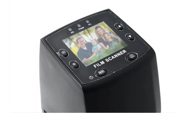 2344640028_884346522