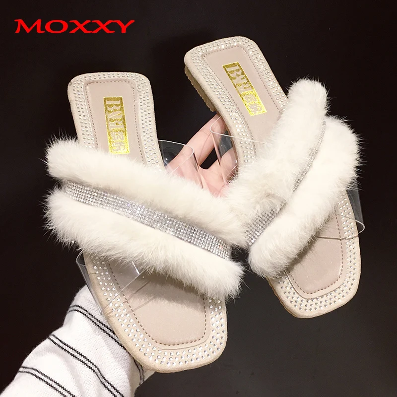 

2019 New Women Furry Slippers Ladies Transparent Rhinestone Slipper Women Winter Flat Home Indoor Slipper Women Fluffy Fur Slide