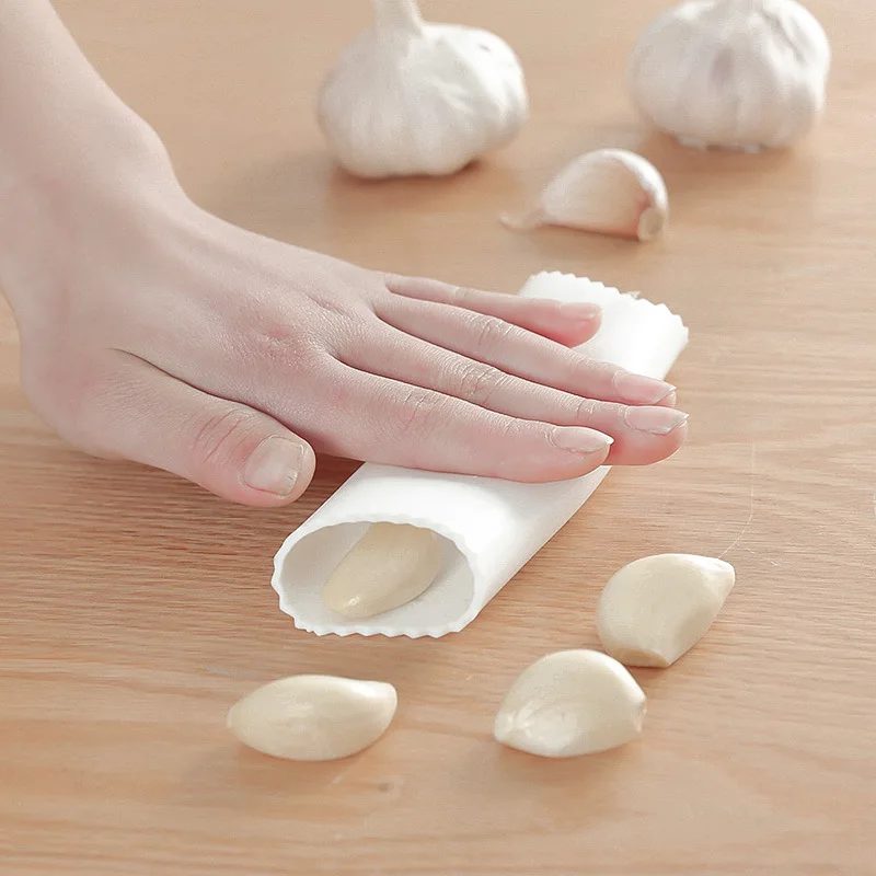 

2019 new Garlic Press Peeler Silicone Hand Tube Roller Crusher Peel Chopper Cleaning Tools Accessories For Kitchen Gadget
