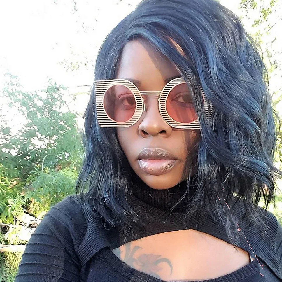 

CCSPACE Personality Metal Mesh Cat Eye Sunglasses T Station Catwalk Men Women Brand Glasses Designer Fashion Male Female 45352