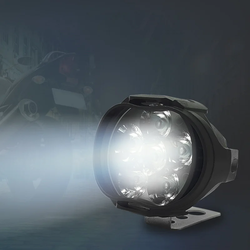 

Led Work Light 15W 1500LM Moto Motorcycles 9 Led Headlight Lamp Scooters Fog Light Working Spotlight 6000K