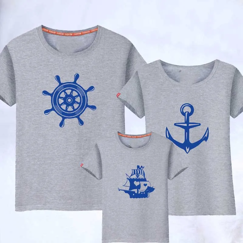 

T Shirts Father Mother Kids Cartoon Outfits Family Look Family Matching Clothes 1Piece Summer Family Matching Clothes New