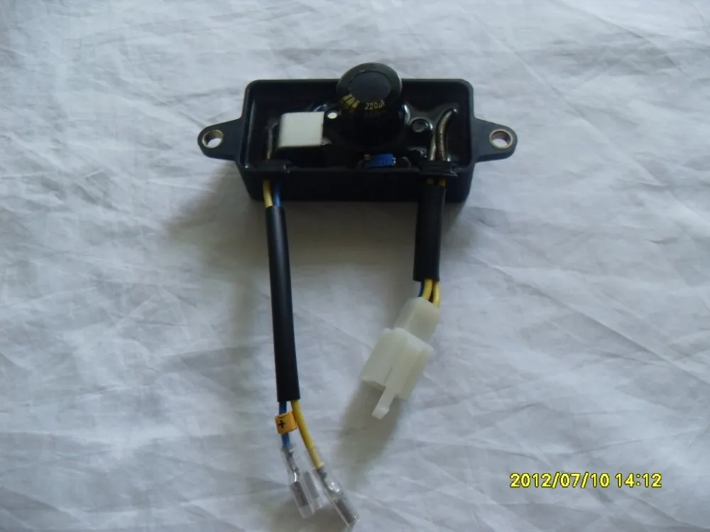 

LIHUA 2 кВт AVR для HONDA SAWAFUJI LIFAN KIPOR TIGER Genrator высокое качество