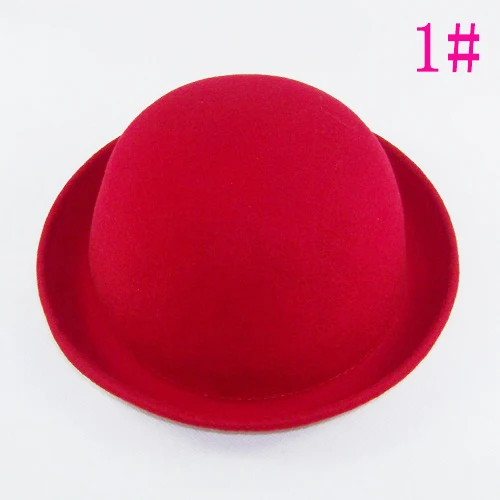 red round hat