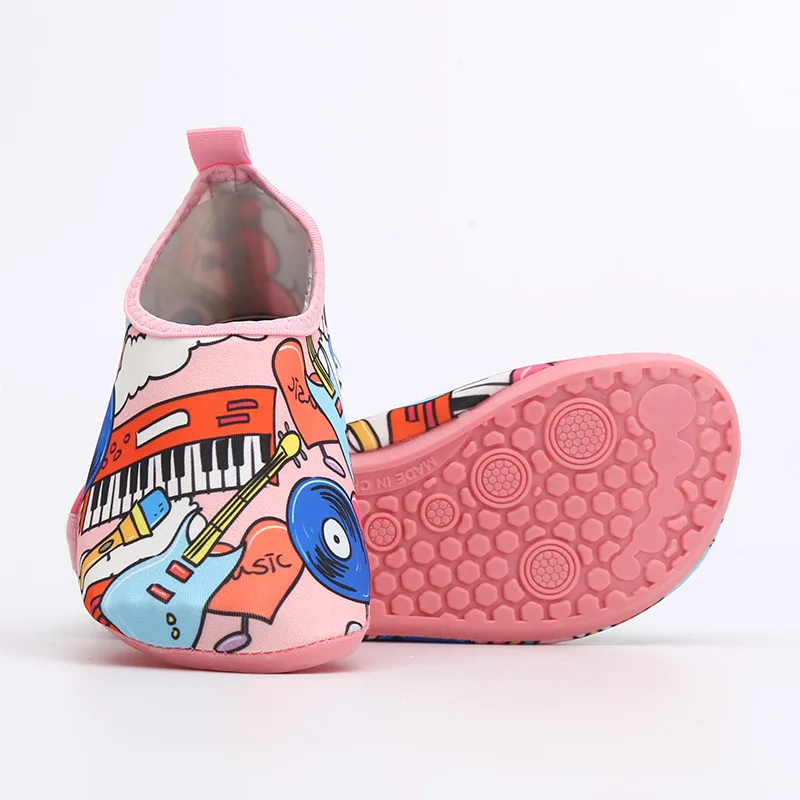 Summer Light Water Shoes Boys Girls Print Beach Shoes Non-Slip Swimming Sneaker Seaside Socks for Kids Barefoot Skin Care Shoes