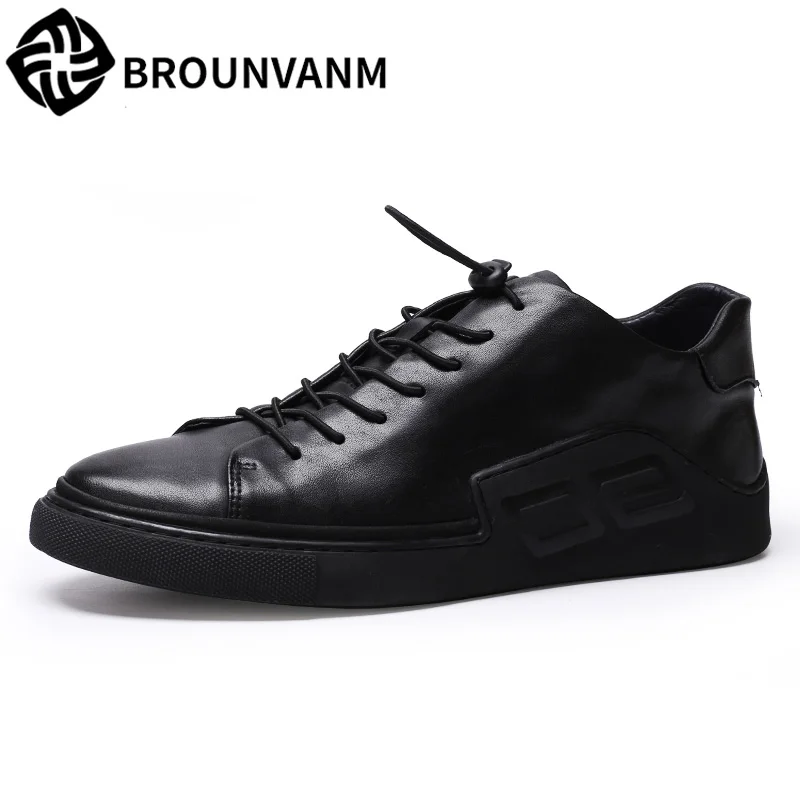 

Autumn's breathable sneaker casual shoes men leather shoes all-match Korean fashion men's casual shoes black shoes free strap