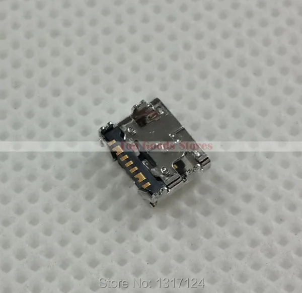 i9082_charging_port_3