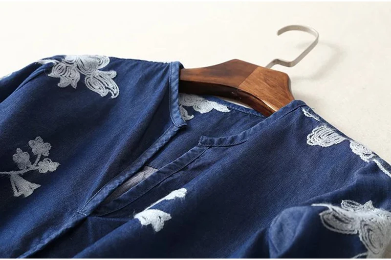 Женская джинсовая Блуза с вышивкой в стиле ретро, повседневная синяя джинсовая рубашка с v-образным вырезом и длинным рукавом, модная весенняя офисная блуза
