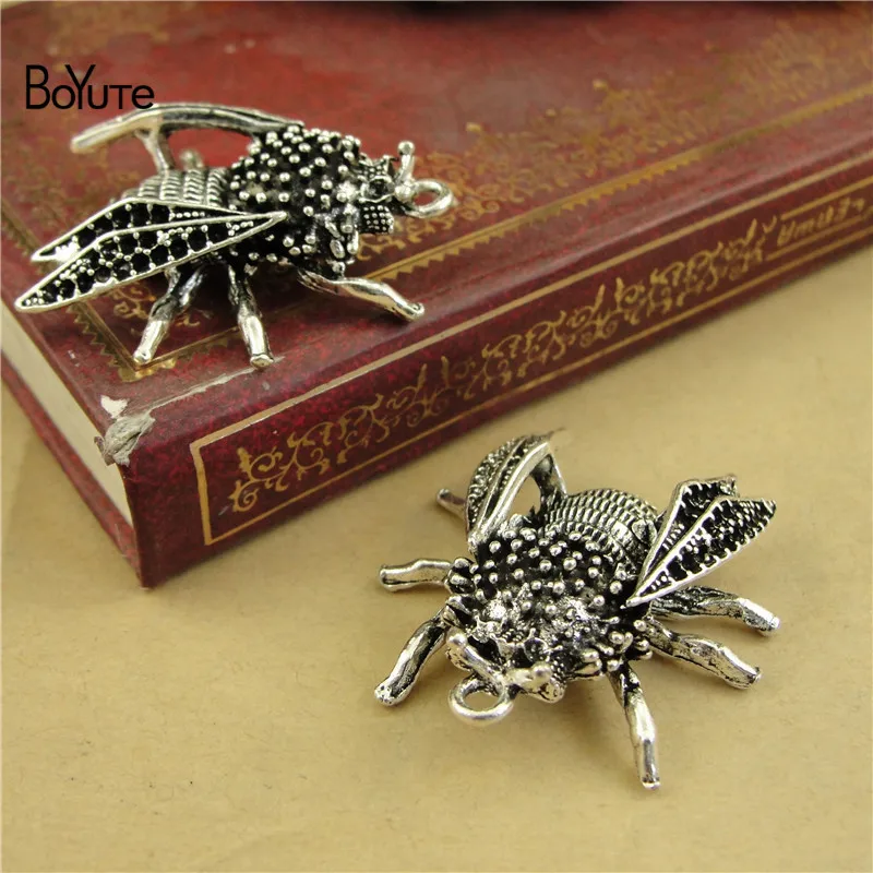 BoYuTe (20 PiecesLot) Factory Wholesale Diy Hand Made Jewelry Accessories Metal Alloy Vintage Insect Pendant Charms (3)