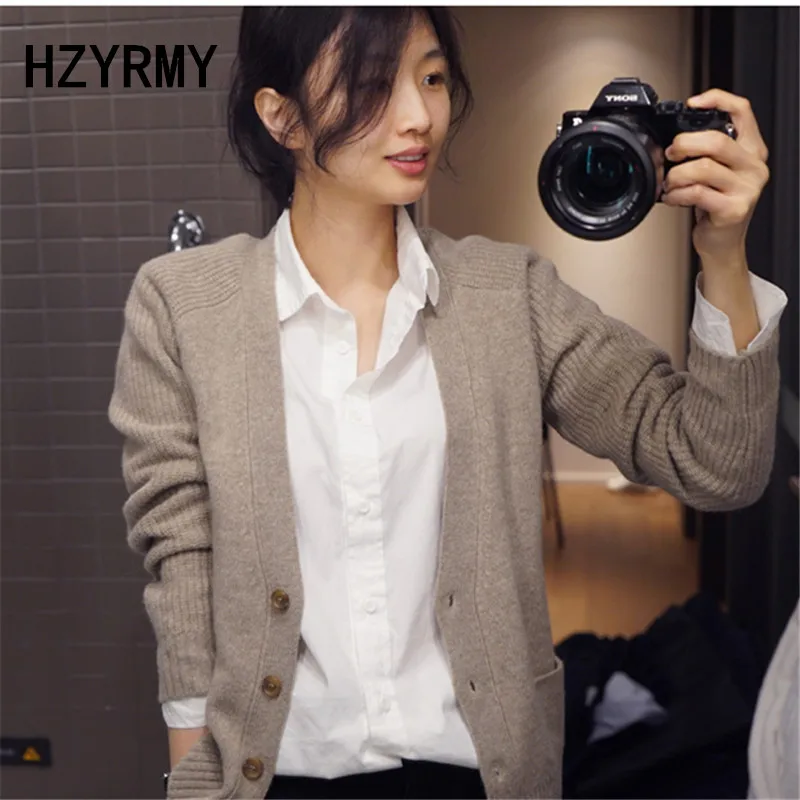 

HZYRMY Autumn Winter New Women's Cashmere Cardigan Fashion V-Neck Loose Solid Color Sweaters Soft Warm Wool Short Female Jacket