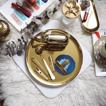 

Nordic Style Round Stainless Steel Storage Trays Nordic desktop Metal Jewelry Storage Plate Gold Craft Gift Ornaments Tea Tray