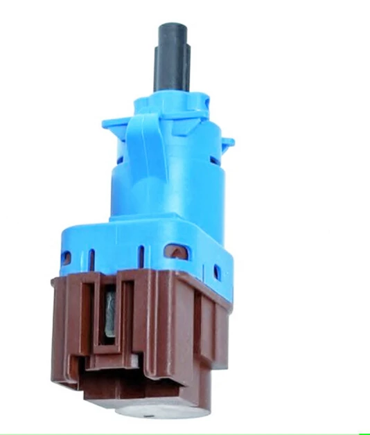 

Brake Stop Light Switch For Land Rover LR3 LR4 Range Rover Sport