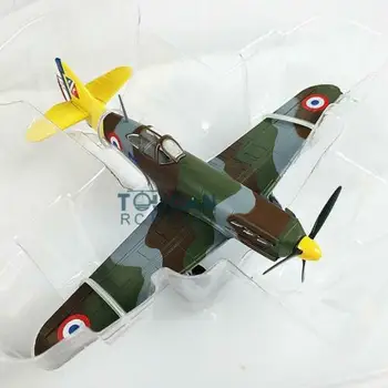 

Easy Model 36335 1/72 FAF GCII-3 No.343 D-520 Warplane Aircraft Model