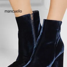 Модные дизайнерские женские темно-синие бархатные полусапожки с закрытым носком популярные ботильоны на массивном каблуке с боковой молнией знаменитостей