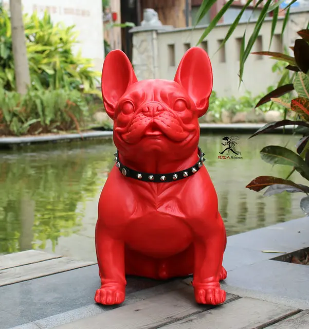 Artisanat en polyrésine fait à la main chien rouge et noir
