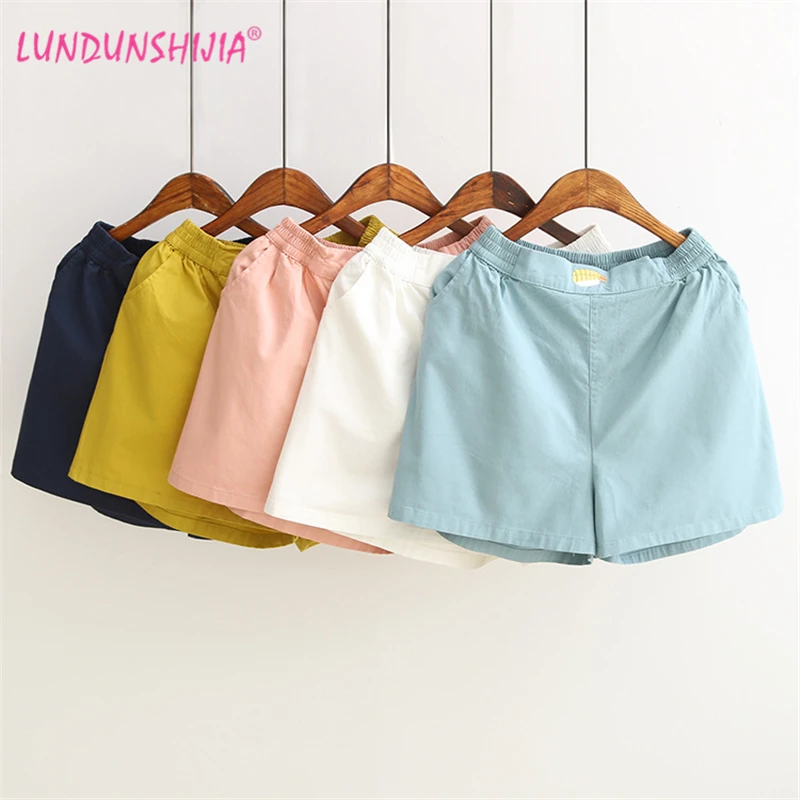 

LUNDUNSHIJIA 2017 Summer Women's Embroidery Loose Cotton Shorts Elastic Waist Casual Women Shorts