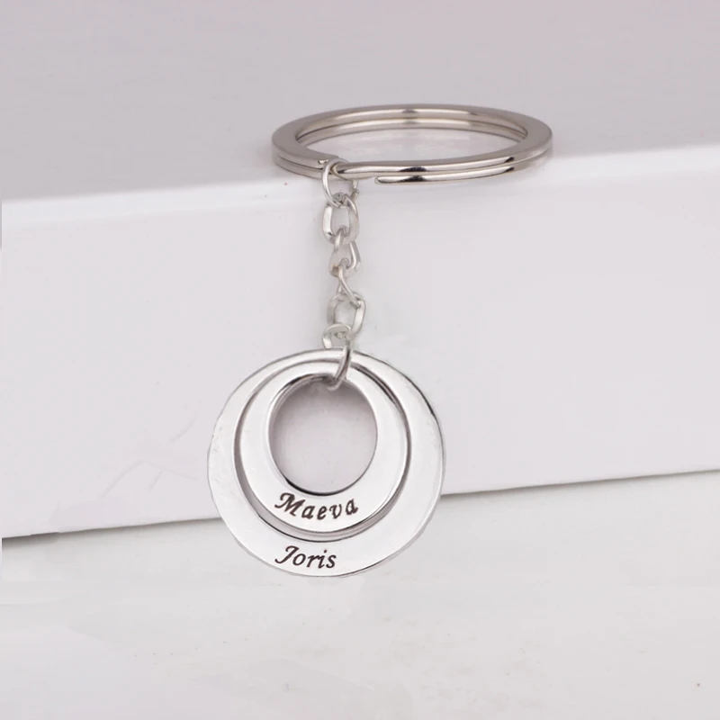 

Customized Name Keychain Key Rings Real White Gold Plated Custom Made Any Names Fashion Gift for Family & Friends YP3058