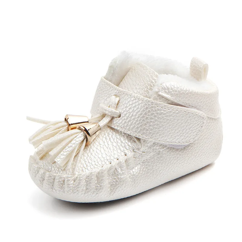 Новое поступление в розовая Зимняя обувь зимние сапоги для детей Детская кроватка Bebe для маленьких мальчиков из двух предметов для девочек: Утепленная одежда жесткий-пинетки для новорождённых малышей кожаная обувь для младенцев