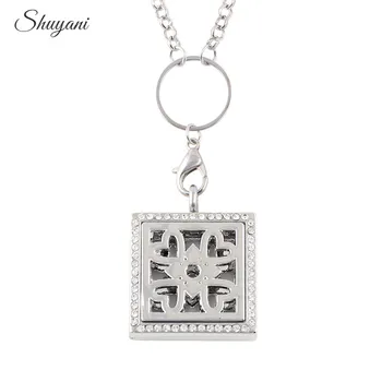 

10PCS Free Chain Essential Oil Jewelry 30mm Alloy Crystal Square Hollow Heart Perfume Diffuser Aromatherapy Locket with Pads