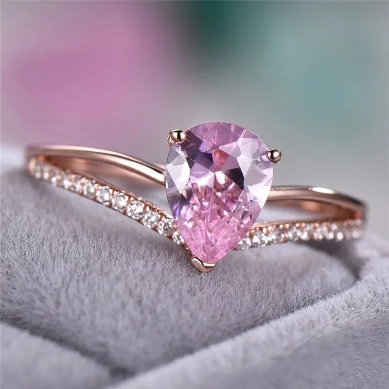 

HUITAN Romantic Engagement Ring With Clear Pink Cubic Zircon Prong Setting Rose Gold Color Wedding Ring For Women With Size 6-10
