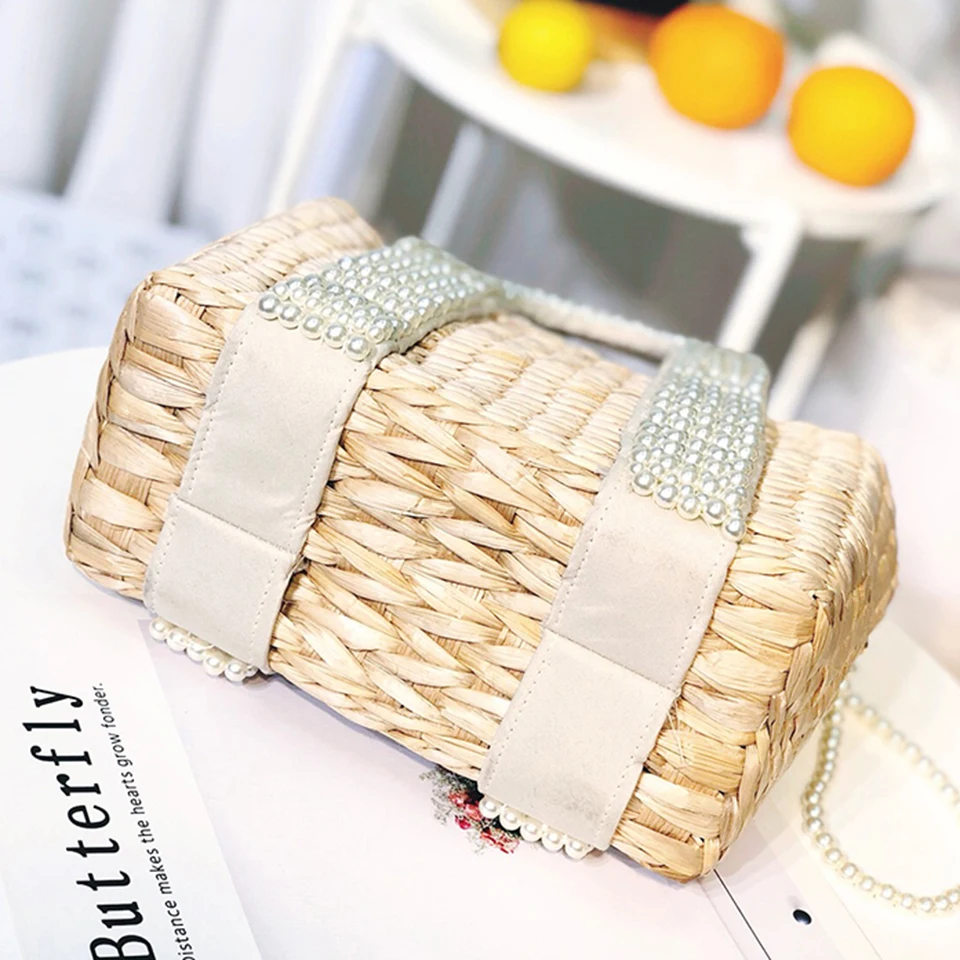 Beach Bag with Pearl (4)
