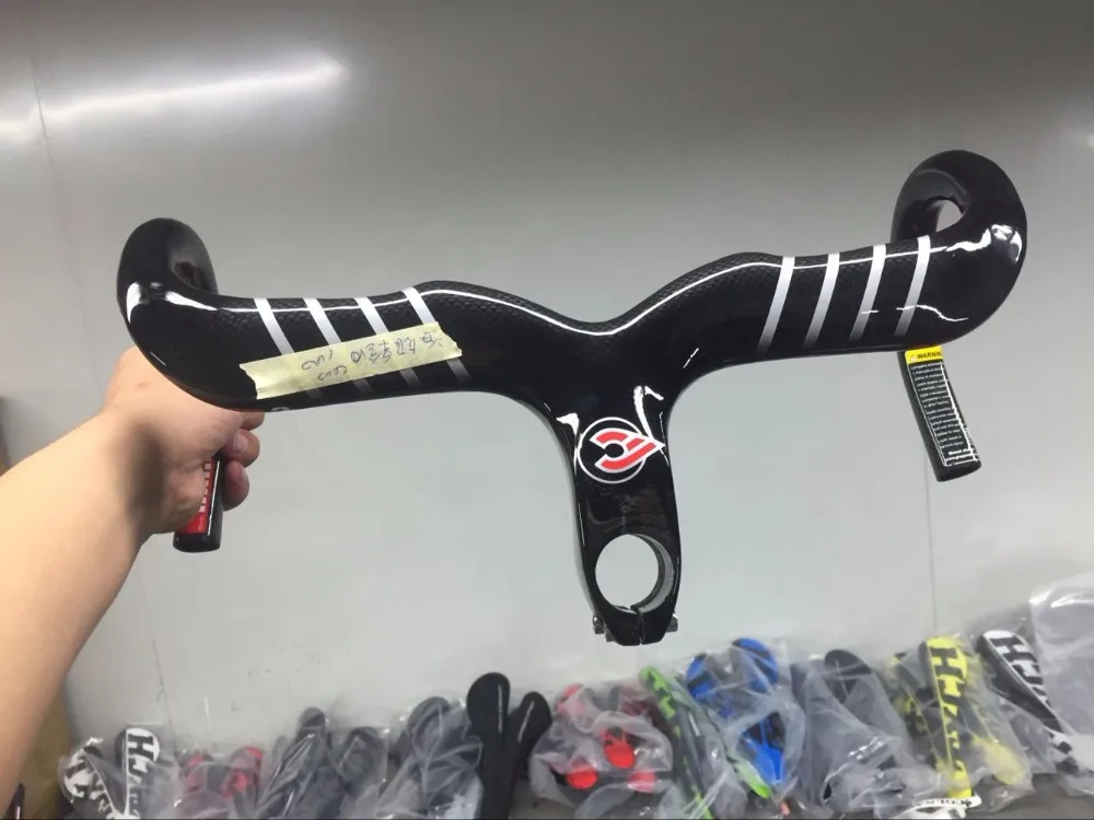 carbon stem and handlebars
