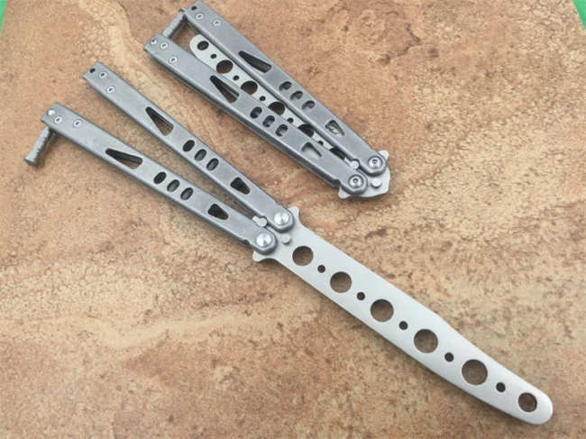 

Tachyon 2 Butterfly Trainer Knife 440 mirror Blade steel Handle outdoor camping Hunting Knife EDC Pocket Free-swinging Knife