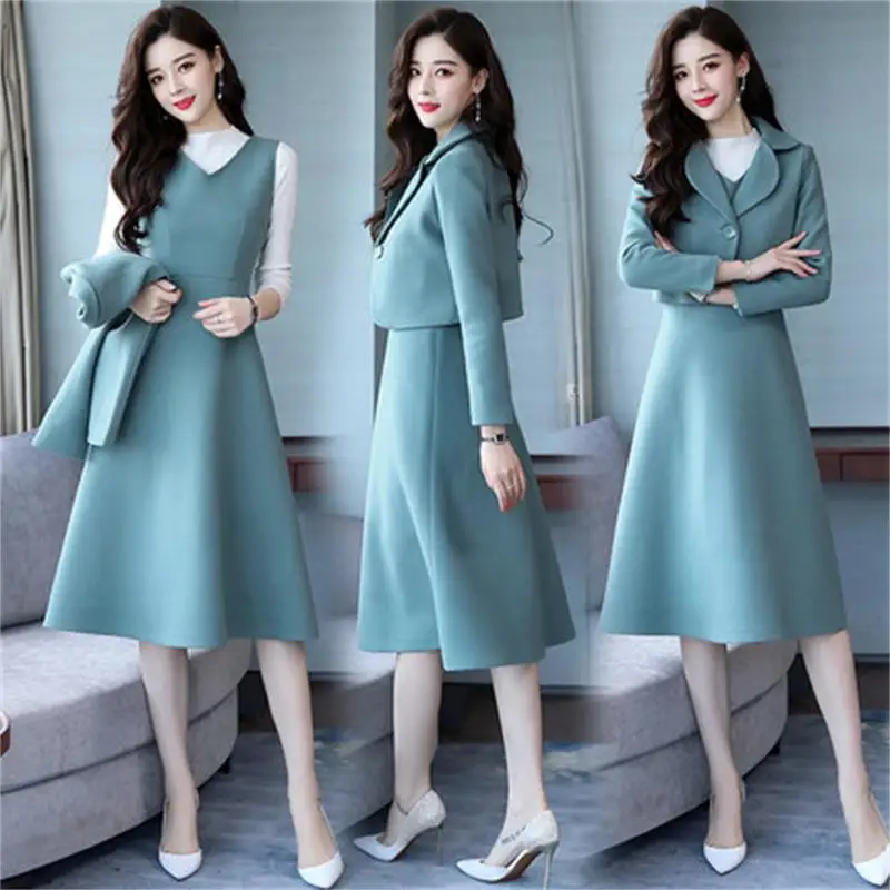 2019 autumn and winter new women's wool dress + short coat two-piece
