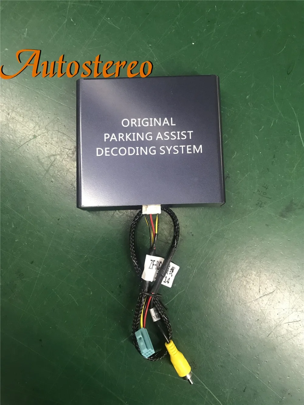 

Autostereo Box decoder for Toyota Land Cruiser 200 2008-2015 original 4 camera just fit the unit from our store