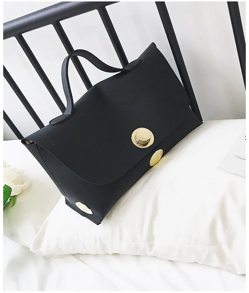 4599106711_2051307013