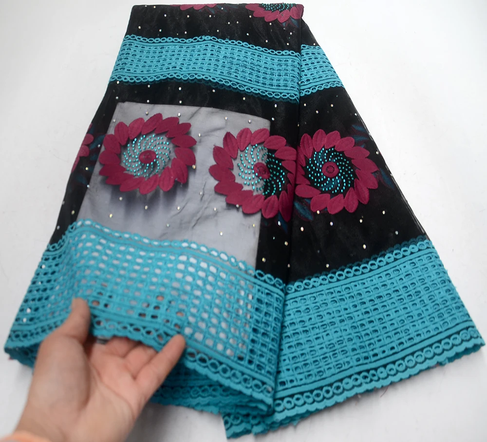 

African Lace Fabric 2019 Embroidered Nigerian Lace Fabric High Quality French Tulle Lace Fabric For black+blue color Women Dress