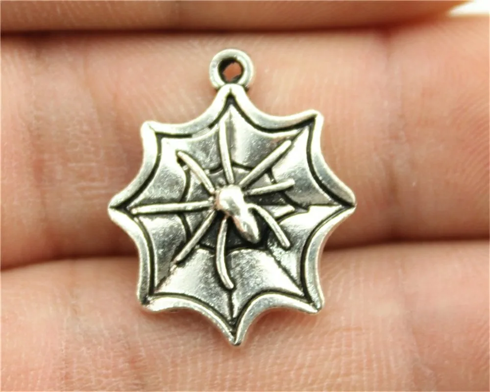 

WYSIWYG 8pcs/lot Spider Charms Pendant DIY Metal Jewelry Making Antique Silver Color 22x18mm