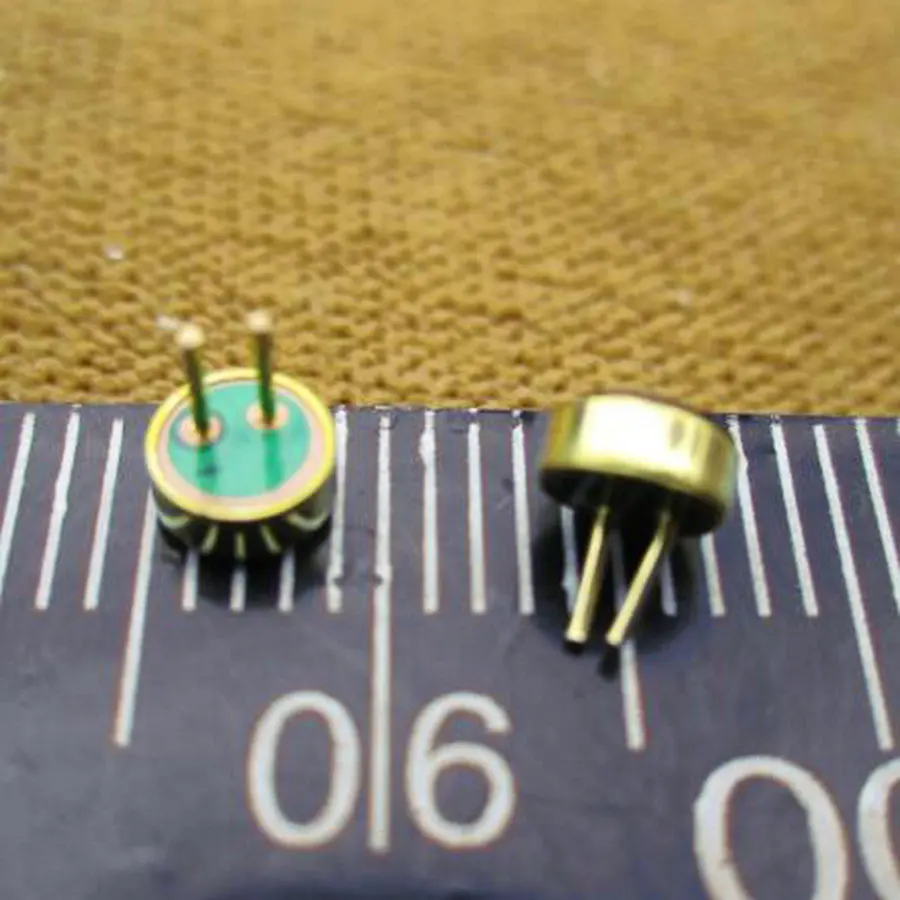 4015 microphones with pin 4 * 1.5 mm electret microphone pickup drop