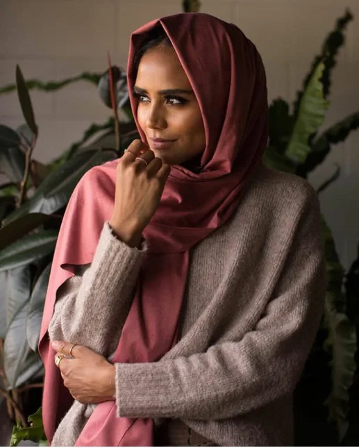 Весна осень и зима высококачественный монохромный замшевый шарф Мусульманский платок новая мода платок женский платок на голову