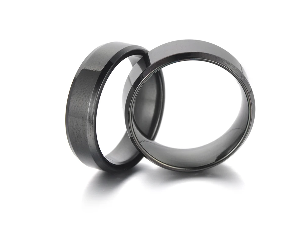 Черное оружие с покрытием матовый нержавеющий кольца для мужчин и женщин пара Титановый стальной Свадебный кольцо ювелирные изделия дропшиппинг ZR18114B
