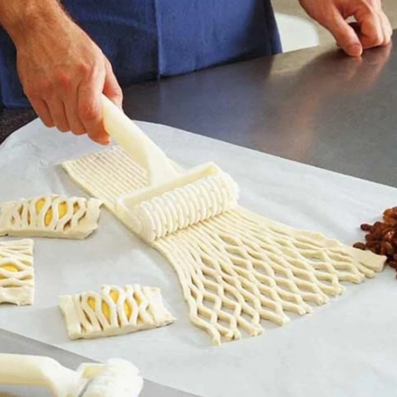 

Best Brand New Plastic Baking Tool Cookie Pie Pizza Bread Pastry Lattice Roller Cutter Convenient Cake Roller baking tool