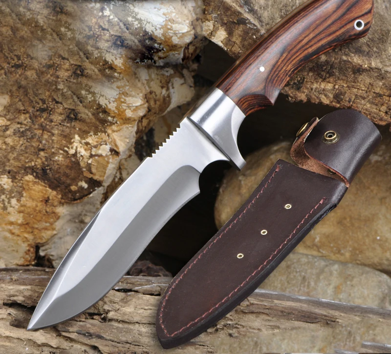 Voltron high hardness sharp knife hand tool with outdoor wilderness survival knife knife self-defense Voltron high hardness sharp knife hand tool with outdoor wilderness survival knife knife self-defense