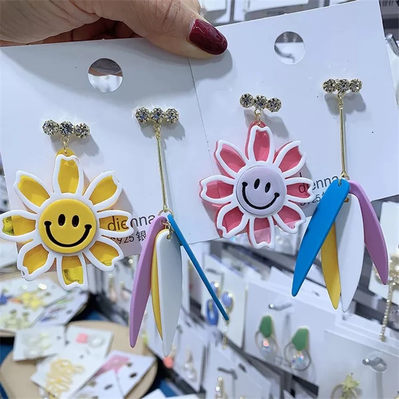 New Korean High Quality Smiley Petals Earrings Asymmetric Big Flower Earring For Women Girls Fashion Jewelry Gift wholesale