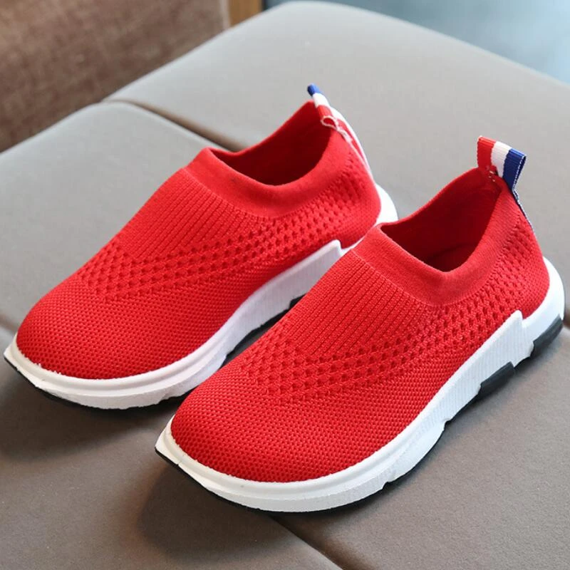 kids black gym shoes