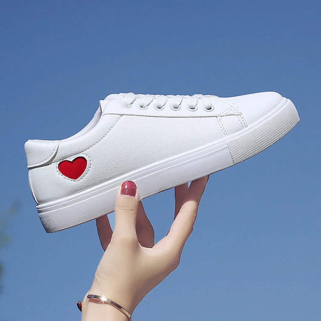 

Women' sneakers white Casual Shoes Lace-Up Flat Sport Shoes Cross-Strap Student Sneaker Fashion heart shape Printed espadrilles